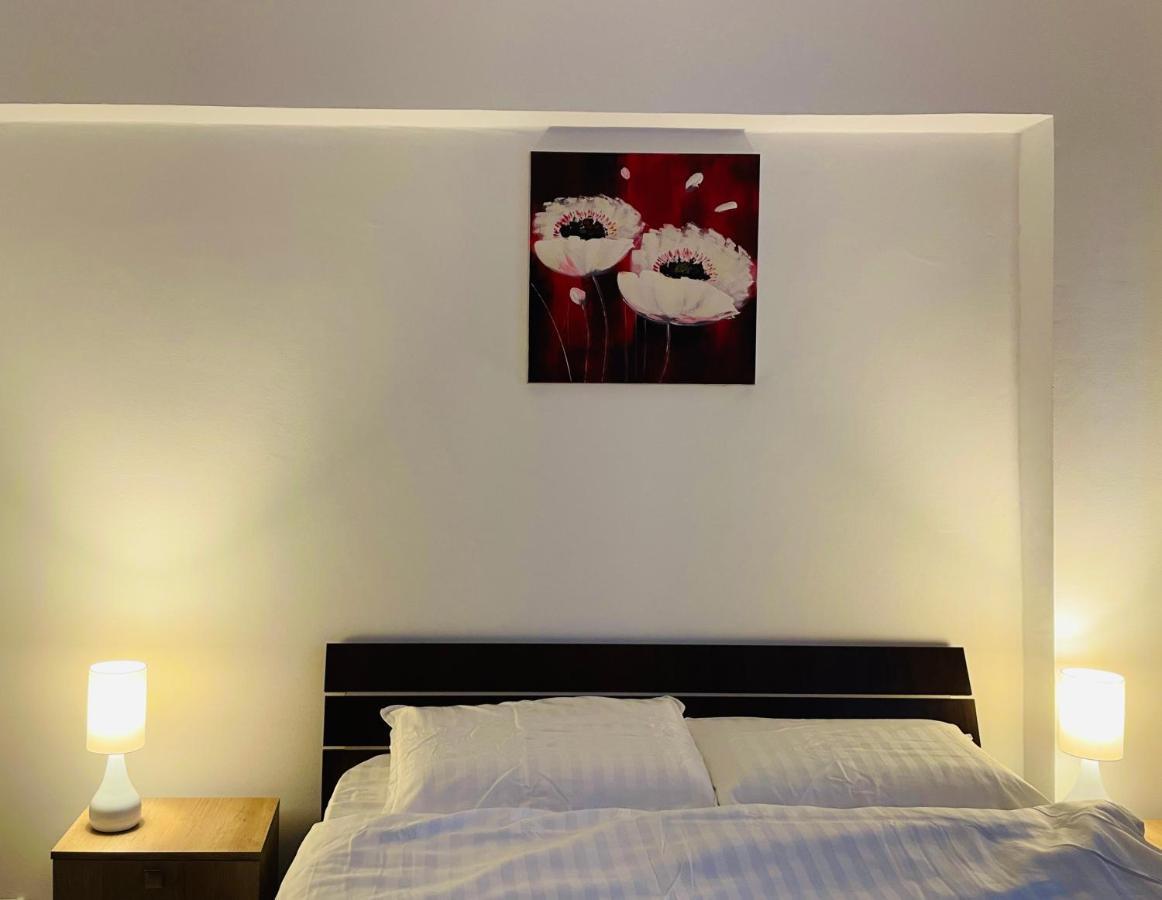 Apartament Central Apartment Яш Екстериор снимка